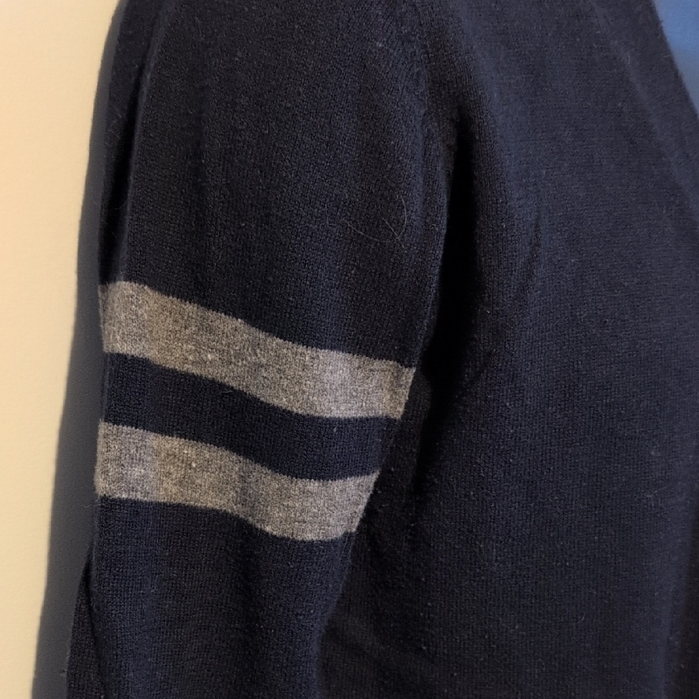 Forever 21 Men's Dark Cardigan with Light Stripes - Picture 2 of 6